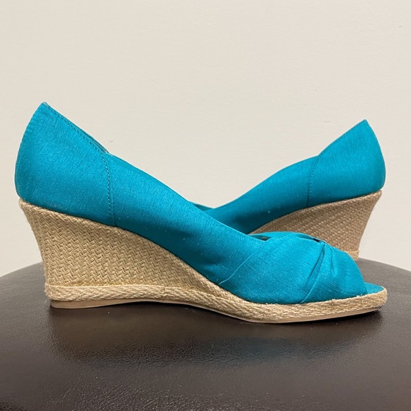 Life Stride Ronda Turquoise Silk Wedge Espadrille - Picture 5 of 12